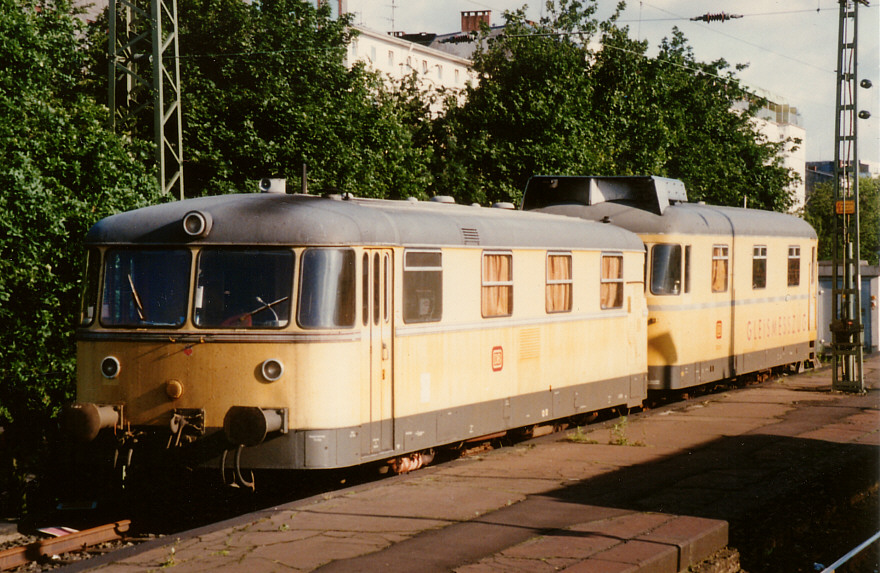 Gleismesszug im Bahnhof Hamburg-Altona am 11.06.1988