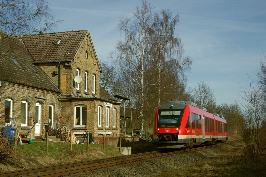 648 350 in Ottendorf